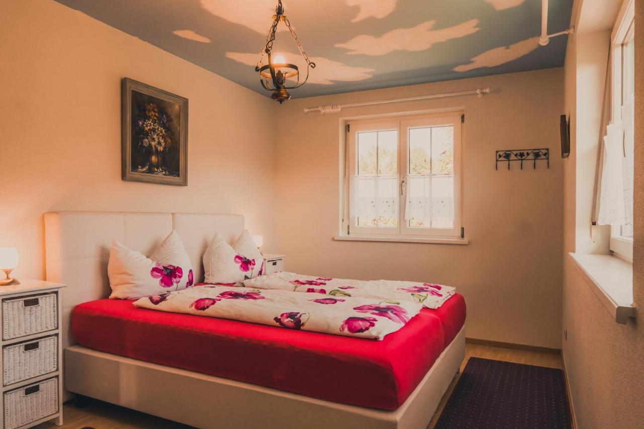 Coraline -Koblach, 6-10 P, 3 Schlafzimmer, Kueche, Riesige Terrasse, Parkplatz, Wifi, Stellplatz Ski Exterior photo